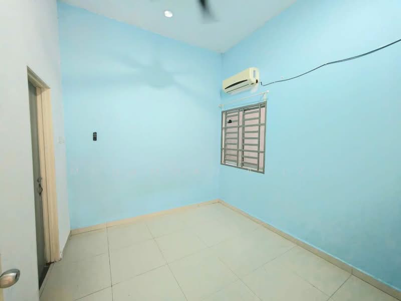 Semi-Detached House for Sale in Kuantan (Pahang) - Mohammad Azizi - PropertyGuru.com.my