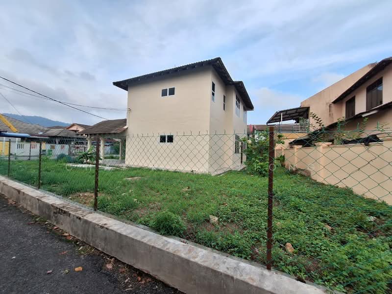 Semi-Detached House for Sale in Air Putih (Kuantan) - Chai Kiew Tiong - Exterior - PropertyGuru.com.my