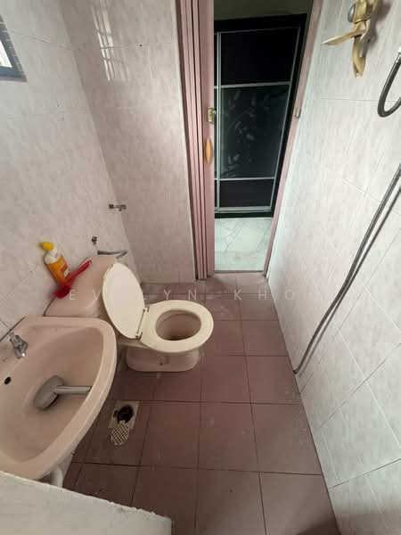 2-storey Terraced House for Sale in Taman Sri Gombak (Gombak) - Evelyn Khoo - Bathroom - PropertyGuru.com.my