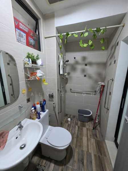 Rumah Teres 2.5 Tingkat untuk Disewa di Taman Mutiara Indah (Puchong) - Alvin Loh - Bathroom - PropertyGuru.com.my