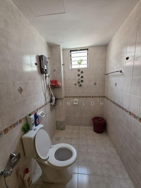 Rumah Teres 2.5 Tingkat untuk Disewa di Taman Mutiara Indah (Puchong) - Alvin Loh - Bathroom - PropertyGuru.com.my