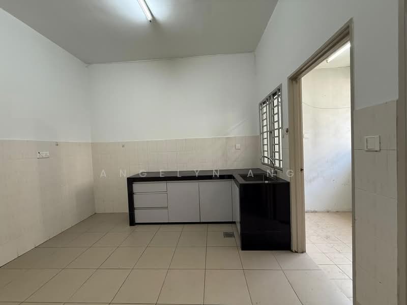 Rumah Teres 2 Tingkat untuk Dijual di Alam Nusantara (Setia Alam) - Angelyn Ang - Kitchen - PropertyGuru.com.my
