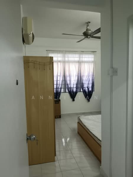 Pangsapuri untuk Disewa di Sinar Bukit Dumbar - Annie Tan - Bedroom - PropertyGuru.com.my