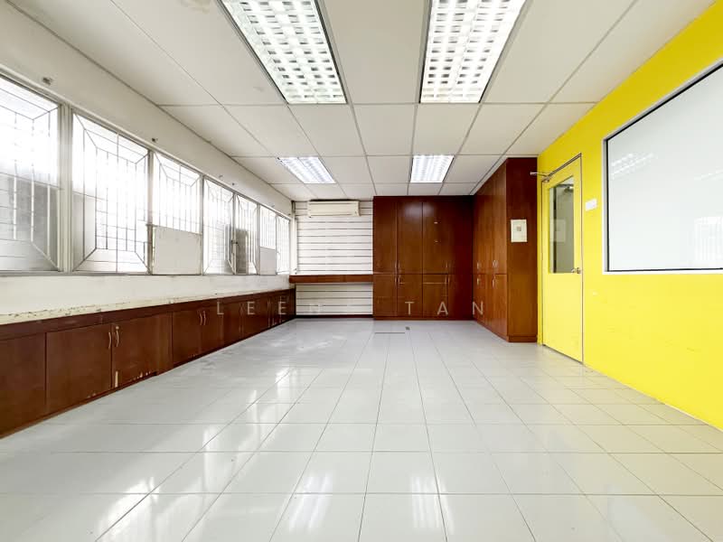 Kedai / Pejabat untuk Disewa di Taman Tun Dr Ismail (Kuala Lumpur) - Leena Tan - Interior - PropertyGuru.com.my