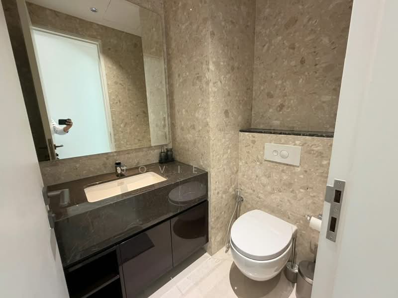Servis Apartment untuk Disewa di Crown Residences @ Pavilion Damansara Heights - Jovie Lim - Bathroom - PropertyGuru.com.my