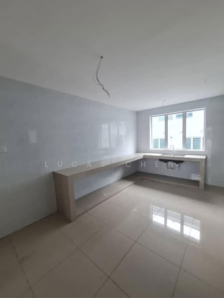2-storey Terraced House for Sale in Panorama Lapangan Perdana (Ipoh) - Lucas Chen - Kitchen - PropertyGuru.com.my