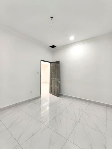 Rumah Teres 1 Tingkat untuk Dijual di Taman Johor Jaya (Johor Bahru) - Calvin Lee - PropertyGuru.com.my