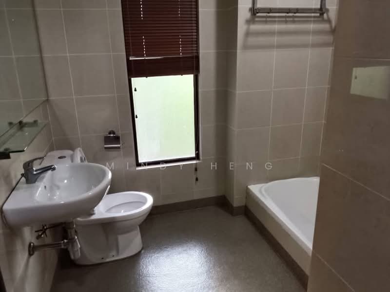 Rumah Teres 2 Tingkat untuk Dijual di Leisure Farm (Gelang Patah) - Mindy Heng - PropertyGuru.com.my