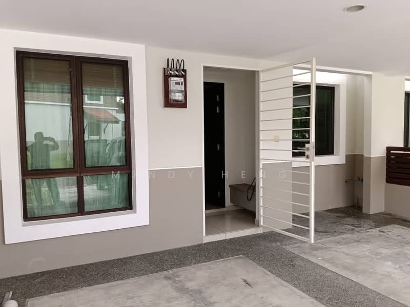 Rumah Teres 2 Tingkat untuk Dijual di Leisure Farm (Gelang Patah) - Mindy Heng - PropertyGuru.com.my