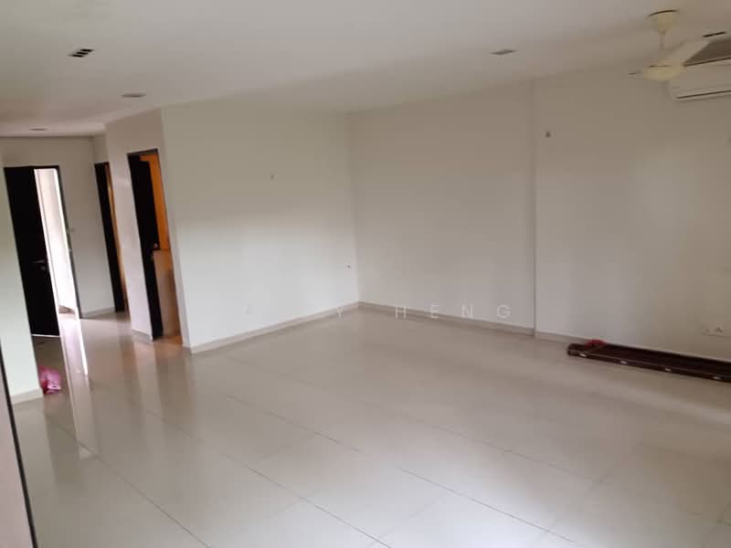 Rumah Teres 2 Tingkat untuk Dijual di Leisure Farm (Gelang Patah) - Mindy Heng - PropertyGuru.com.my