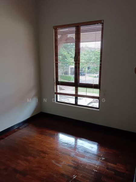 Rumah Teres 2 Tingkat untuk Dijual di Leisure Farm (Gelang Patah) - Mindy Heng - PropertyGuru.com.my