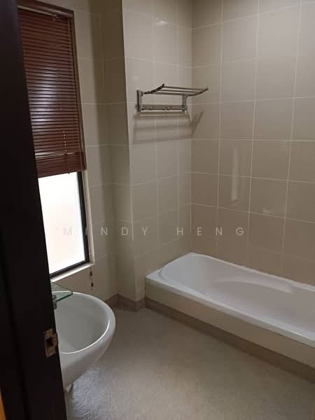 Rumah Teres 2 Tingkat untuk Dijual di Leisure Farm (Gelang Patah) - Mindy Heng - PropertyGuru.com.my