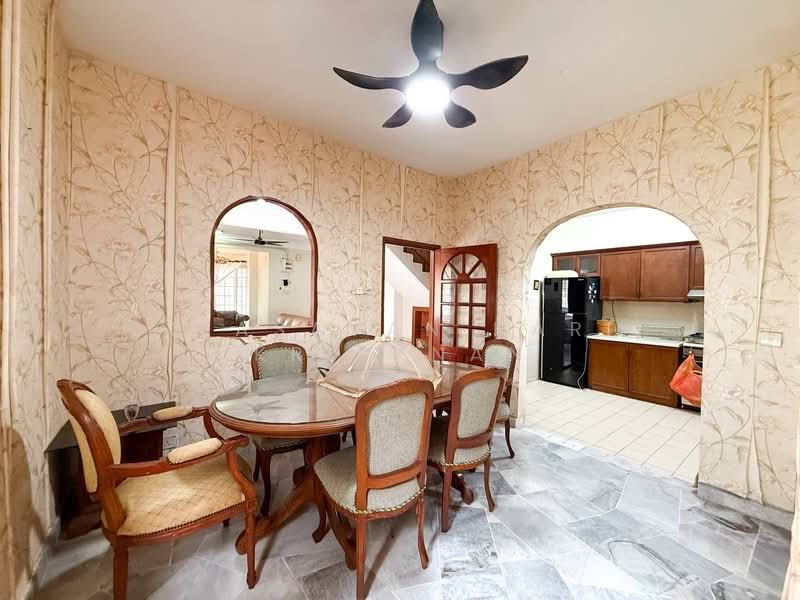 Rumah Teres 2 Tingkat untuk Dijual di Cheras (Selangor) - Keasavan Hari Krishnan - Dining Room - PropertyGuru.com.my