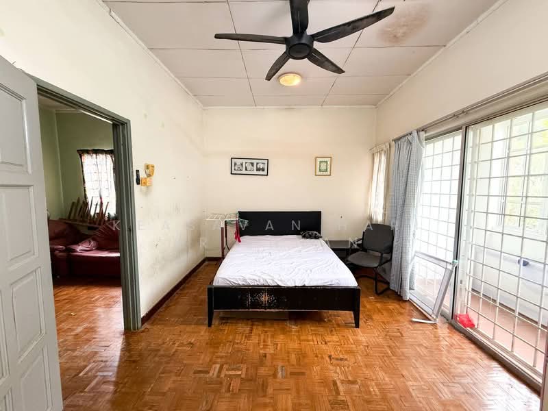 Rumah Teres 2 Tingkat untuk Dijual di Cheras (Selangor) - Keasavan Hari Krishnan - Bedroom - PropertyGuru.com.my