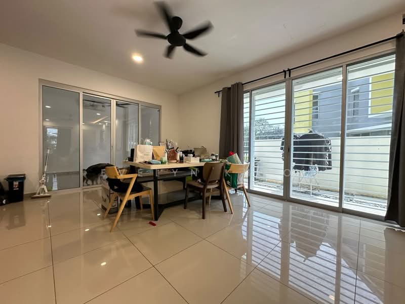 2-storey Terraced House for Sale in Bandar Tasik Puteri (Rawang) - Evelyn Khoo - Dining Area - PropertyGuru.com.my
