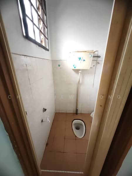 1-storey Terraced House for Sale in Bukit Ubi (Kuantan) - Chai Kiew Tiong - Bathroom - PropertyGuru.com.my