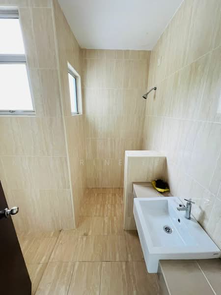 2-storey Terraced House for Sale in Kota Emerald (Rawang) - Katherine Leong - Bathroom - PropertyGuru.com.my
