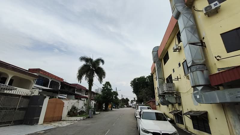 Shop / Office for Rent in Johor Bahru (Johor) - Eddie Lai - Exterior - PropertyGuru.com.my