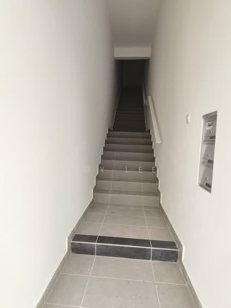 Shop / Office for Rent in Bandar Baru Permas Jaya (Permas Jaya) - Amy Lee - Corridor - PropertyGuru.com.my