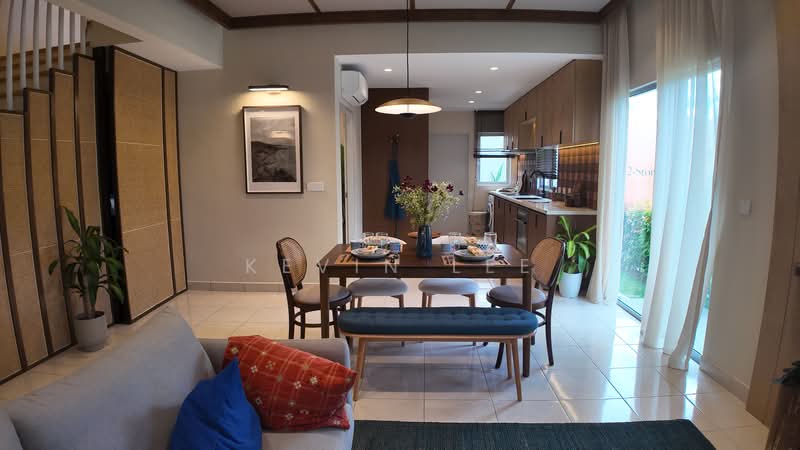 Rumah Teres 2 Tingkat untuk Dijual di Semenyih (Selangor) - KEVIN LEE - Living Room - PropertyGuru.com.my