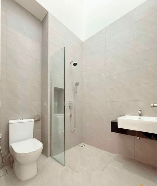 Rumah Kluster untuk Dijual di Eco Ardence (Setia Alam) - Daniel Kok - Bathroom - PropertyGuru.com.my