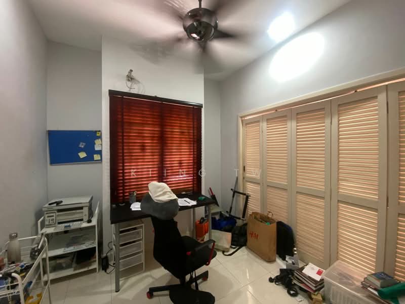 Semi-Detached House for Sale in Jalan Ipoh (Kuala Lumpur) - Kiing TW - Study - PropertyGuru.com.my