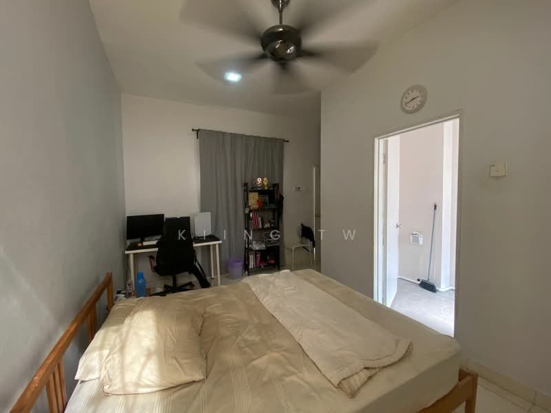 Semi-Detached House for Sale in Jalan Ipoh (Kuala Lumpur) - Kiing TW - Bedroom - PropertyGuru.com.my