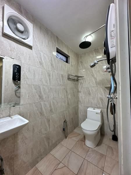 2.5-storey Terraced House for Sale in Taman Puteri Wangsa (Ulu Tiram) - Daphne Lee - Bathroom - PropertyGuru.com.my