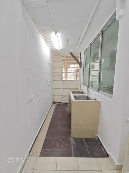 Rumah Kluster untuk Dijual di Setia Alam (Selangor) - Alwin Lee - Kitchen - PropertyGuru.com.my