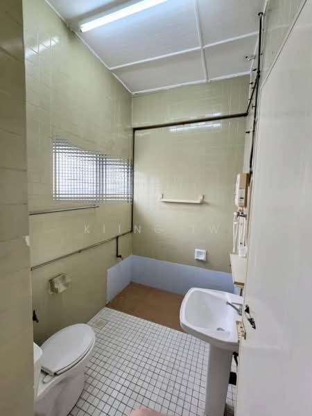 2-storey Terraced House for Sale in Jalan Ipoh (Kuala Lumpur) - Kiing TW - Bathroom - PropertyGuru.com.my