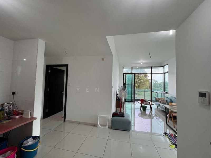 Servis Apartment untuk Dijual di Wave @ Marina Cove - Yen Ma - Living Room - PropertyGuru.com.my