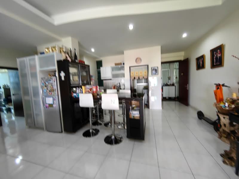 Kondominium untuk Disewa di The Brezza - Xinnee . - Kitchen - PropertyGuru.com.my