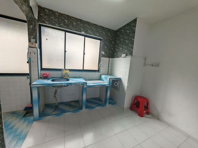 Flat for Rent at Flat Taman Ungku Tun Aminah - Nick Low - Kitchen - PropertyGuru.com.my