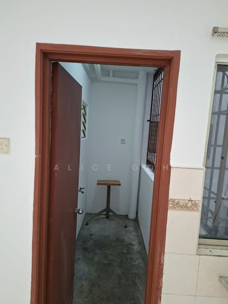 Apartment for Rent at Bayu Puteri - Alice Goh - Entrance - PropertyGuru.com.my