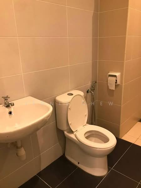 Servis Apartment untuk Dijual di Akademik Suite - Jennie Chew - Bathroom - PropertyGuru.com.my
