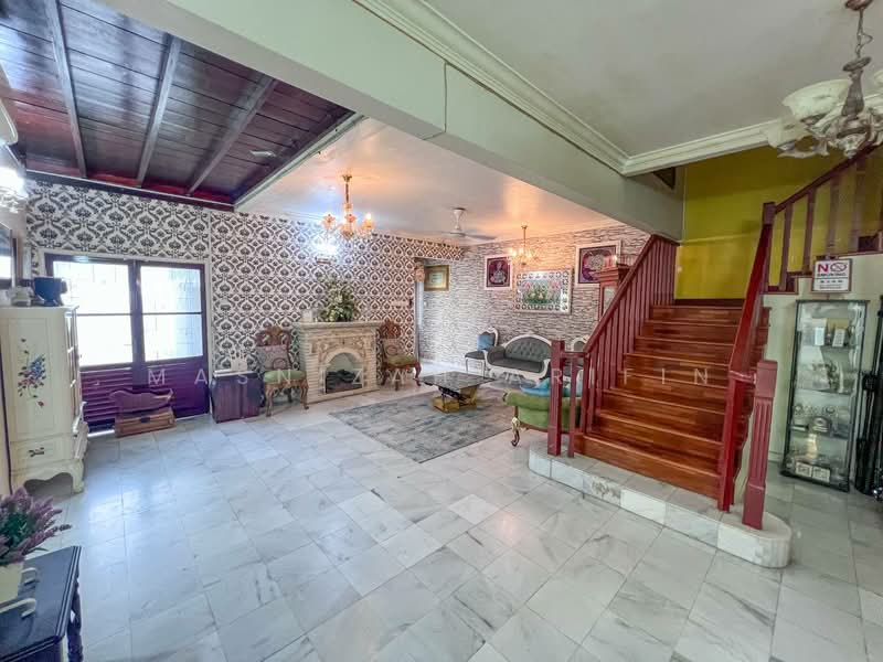 2-storey Terraced House for Sale in Alam Damai (Cheras) - Masnizah Arifin - Living Room - PropertyGuru.com.my