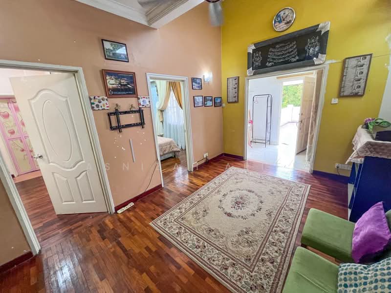 2-storey Terraced House for Sale in Alam Damai (Cheras) - Masnizah Arifin - Living Room - PropertyGuru.com.my