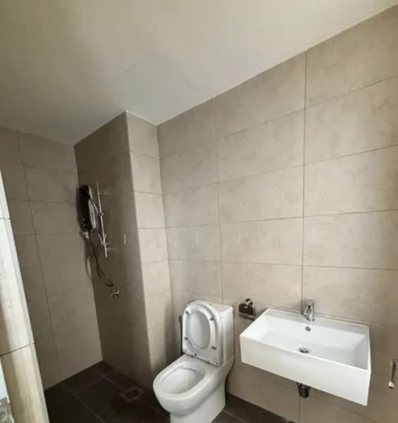 Servis Apartment untuk Disewa di M Luna - Vince Lim - Bathroom - PropertyGuru.com.my