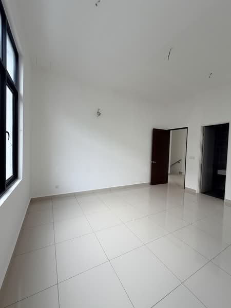 Rumah Banglo untuk Dijual di Serdang (Seri Kembangan) - ChaoLim . - Interior - PropertyGuru.com.my