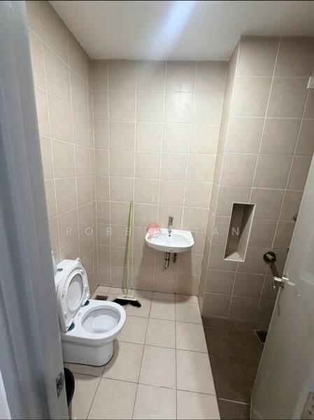 Condominium for Rent at PARC Regency (Residensi Masai) - Robbie Tan - Bathroom - PropertyGuru.com.my