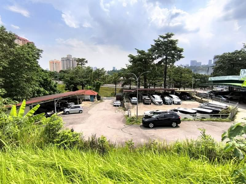 Commercial Land for Sale in Taman Tun Dr Ismail (Kuala Lumpur) - Hazwan Hilmi - Car Park - PropertyGuru.com.my
