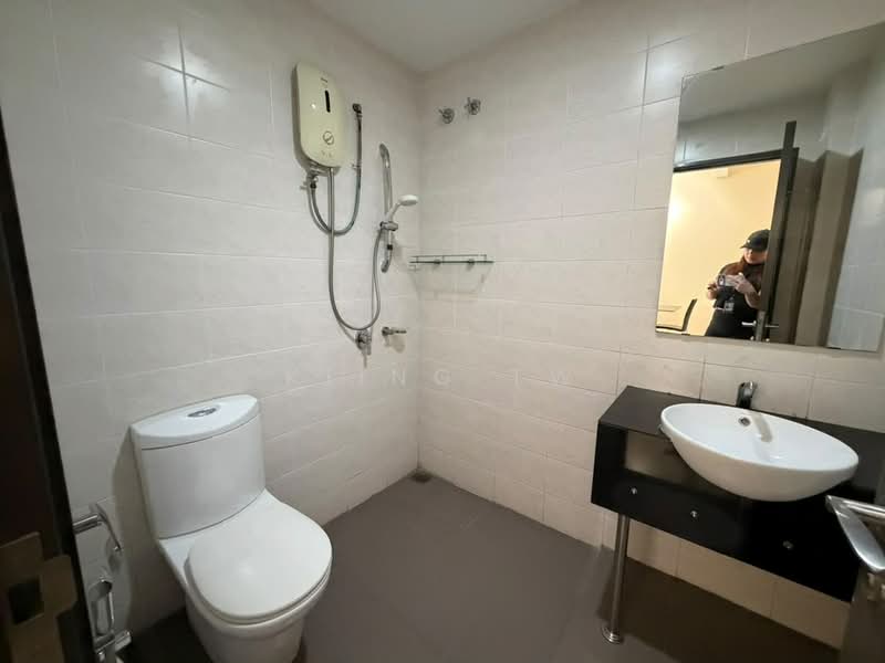 3-storey Terraced House for Sale in Prima Selayang (Selayang) - Kiing TW - Bathroom - PropertyGuru.com.my