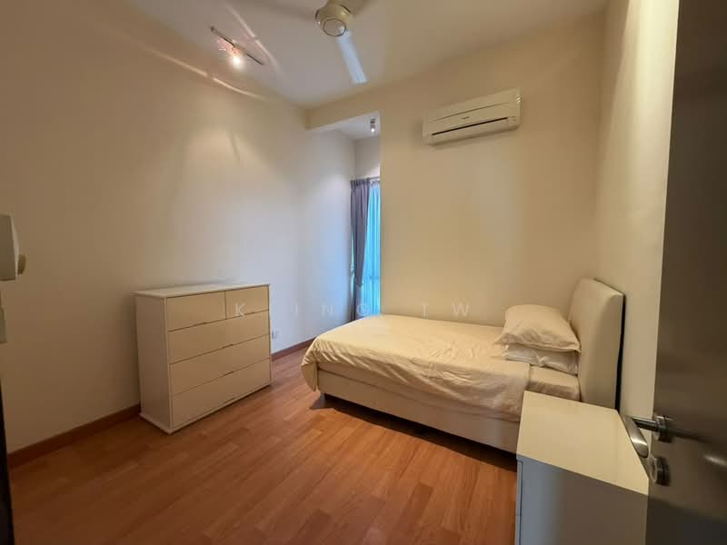 3-storey Terraced House for Sale in Prima Selayang (Selayang) - Kiing TW - Bedroom - PropertyGuru.com.my