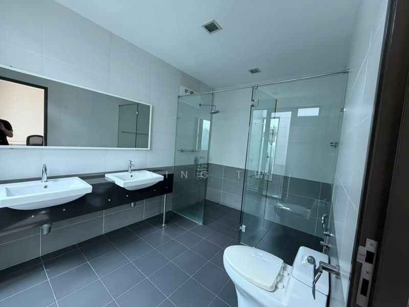 3-storey Terraced House for Sale in Prima Selayang (Selayang) - Kiing TW - Bathroom - PropertyGuru.com.my