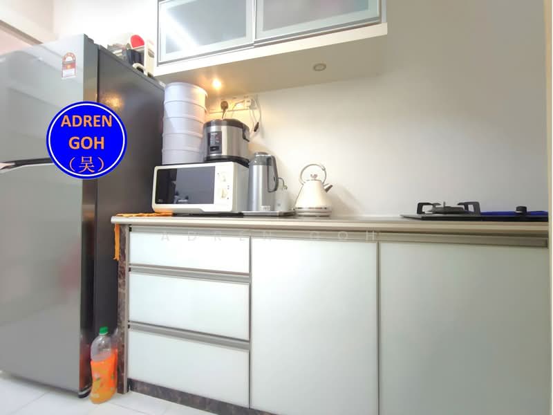 Pangsapuri untuk Dijual di Relau Vista Apartment - Adren Goh - Kitchen - PropertyGuru.com.my