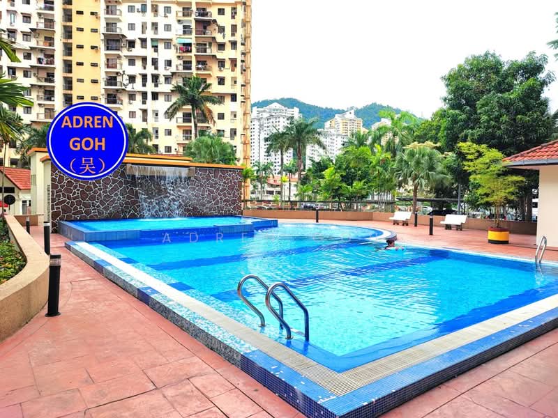 Pangsapuri untuk Dijual di Relau Vista Apartment - Adren Goh - Pool - PropertyGuru.com.my