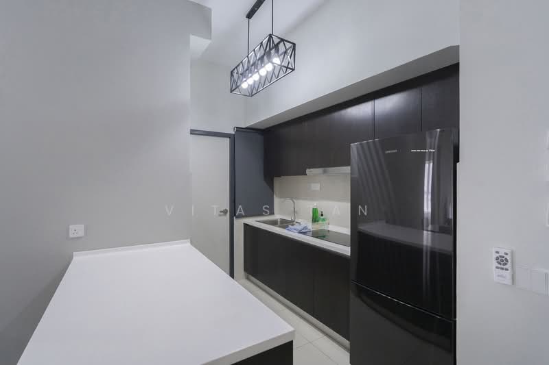 Servis Apartment untuk Dijual di Setia City Residences - Vitas Tan - Kitchen - PropertyGuru.com.my