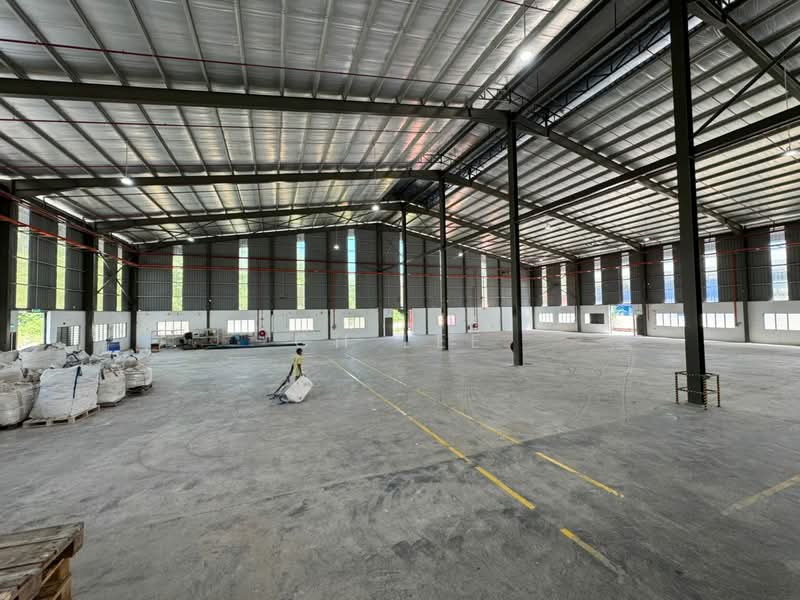 Detached Factory for Rent in Bandar Bukit Beruntung (Bukit Beruntung) - CH LEE - Interior - PropertyGuru.com.my