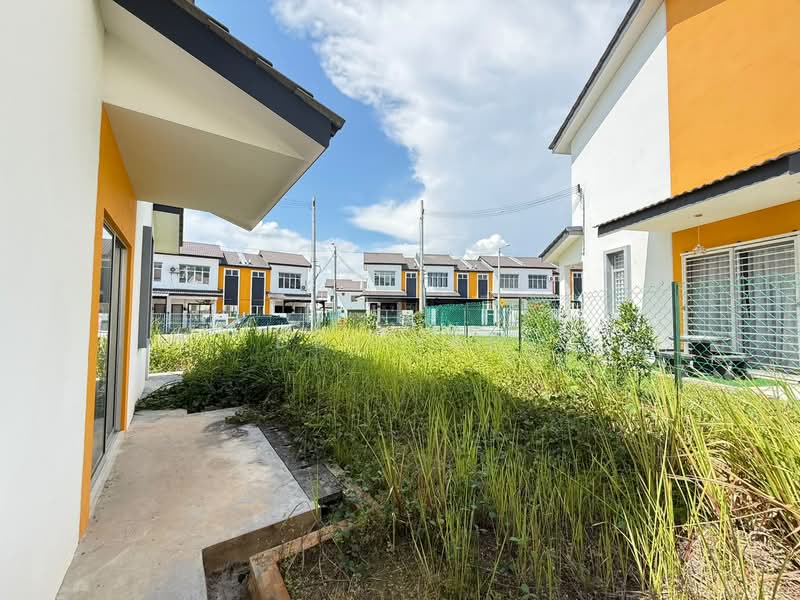 Rumah Teres 2-Tingkat untuk Disewa di Bandar Bukit Beruntung (Bukit Beruntung) - Des Yap - Exterior - PropertyGuru.com.my