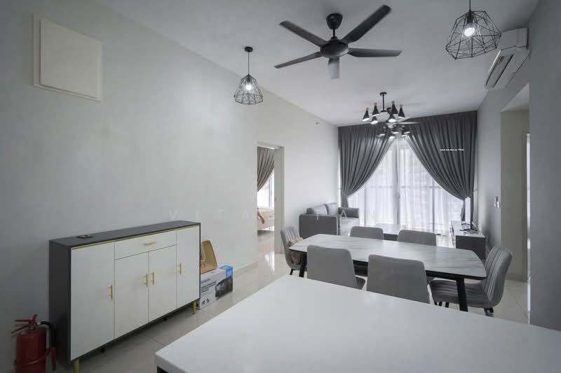Kediaman Servis untuk Disewa di Setia City Residences - Vitas Tan - Living Room - PropertyGuru.com.my